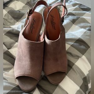 Lucky Brand Peep toe Sandal